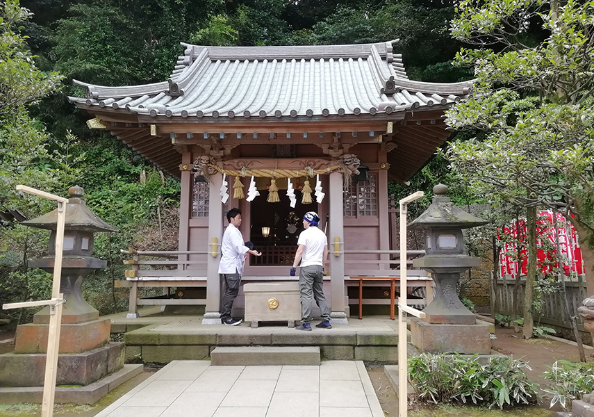 江の島・八坂神社